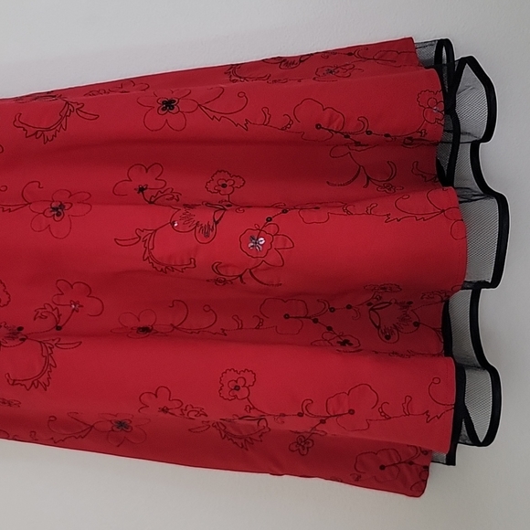 Stepping Out Red w/Black Embroidery & Sequins Party A-Line Dress S - Picture 3 of 11